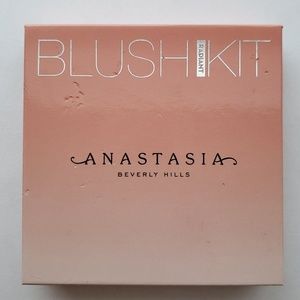 Anastasia Beverly Hills Makeup - ABH Radiant Blush Kit Anastasia Beverly Hills Makeup - ABH Radiant Blush Kit